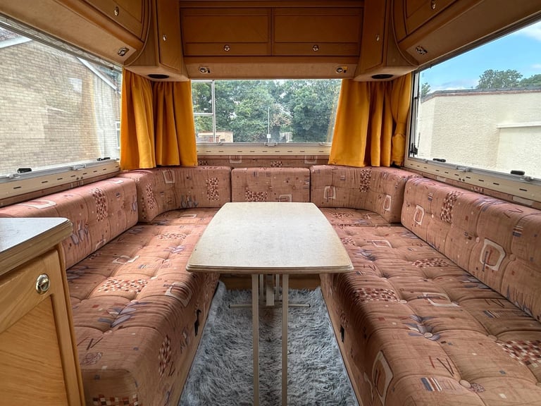 Auto-Sleepers Rienza Motorhome For Sale, Tow Bar U Shape Lounge, 2 Berth 2 Belts