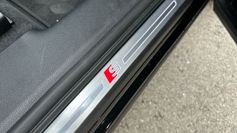 2024 Audi Q3 1.4 TFSIe 45 S line SUV 5dr Petrol Plug-in Hybrid S Tronic Euro 6 (s/s) 13k SUV Hybr...