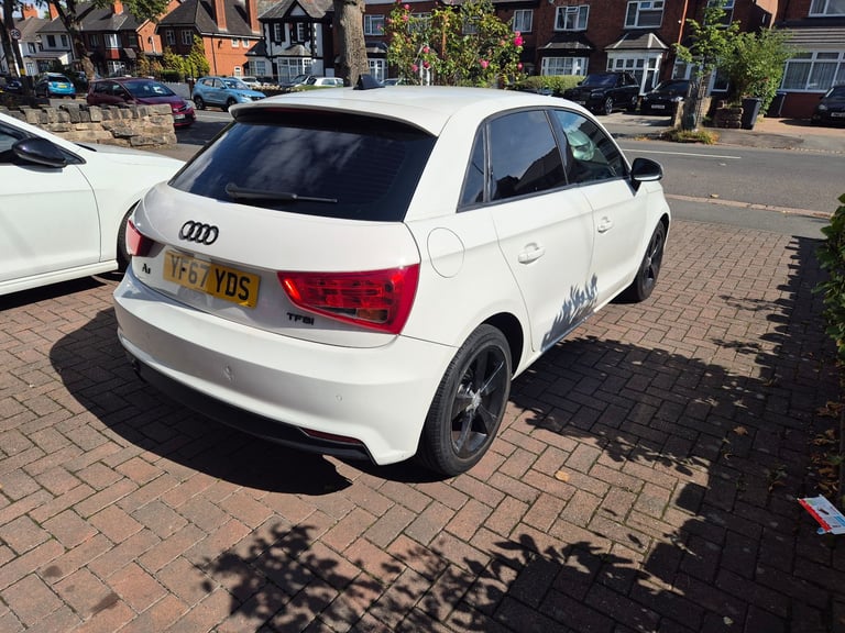 Audi, A1, Hatchback, 2017, Manual, 999 (cc), 5 doors