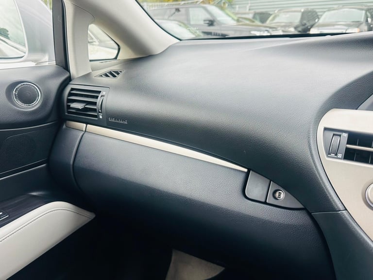 2014 Lexus RX 3.5 450h V6 Advance SUV 5dr Petrol Hybrid CVT 4WD Euro 5 (s/s) (Pan Roof) ( ESTATE ...