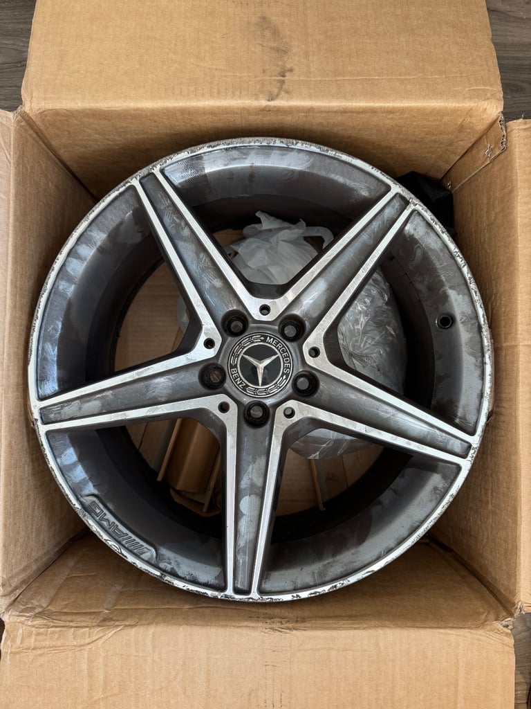 X4 Genuine Mercedes AMG 18" inch wider rear alloys