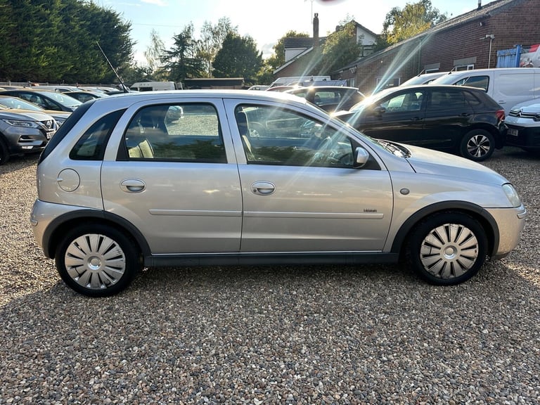 2005 Vauxhall Corsa 1.4i 16v Design 5dr (a/c) HATCHBACK Petrol Automatic