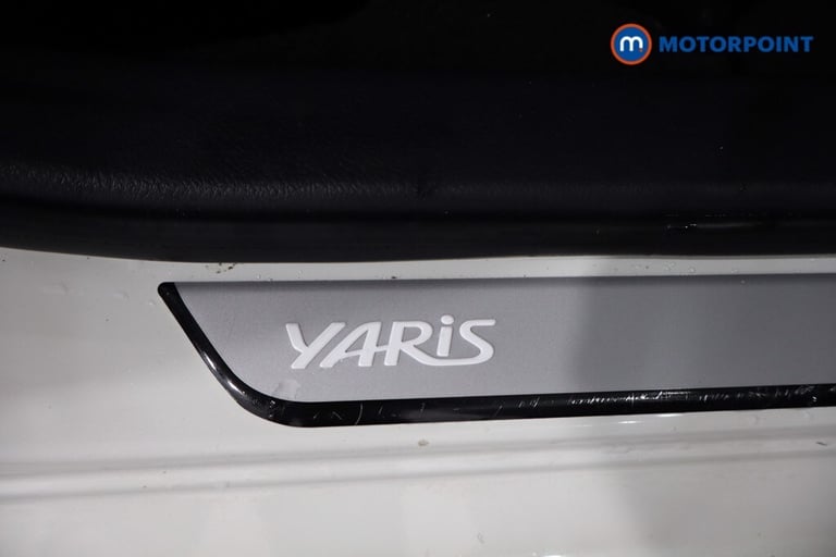 2019 Toyota Yaris 1.5 VVT-i Y20 5dr [Bi-tone] Hatchback Petrol Manual