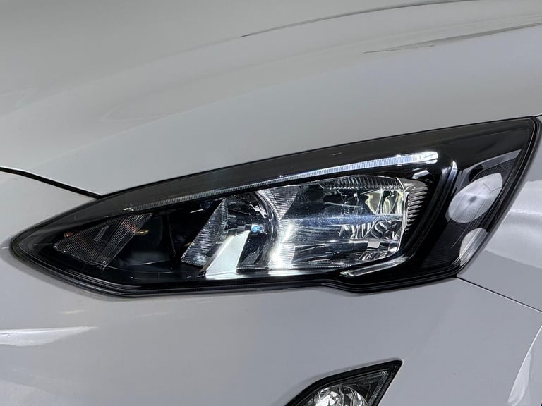 2020 Ford Focus 1.0T EcoBoost Titanium Euro 6 (s/s) 5dr HATCHBACK Petrol Manual