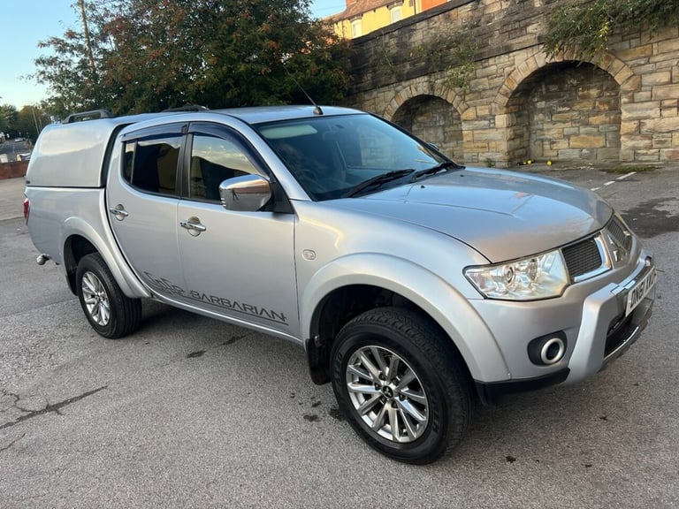 2011 Mitsubishi L200 Double Cab DI-D Barbarian 4WD 176Bhp PICK UP DIESEL Manual