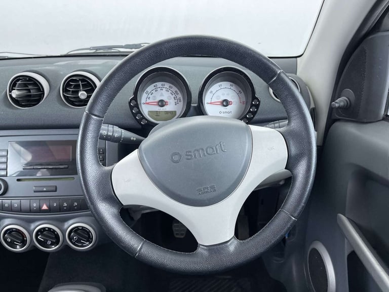 2004 smart forfour 1.5 CDI Passion Hatchback 5dr Diesel Manual (126 g/km, 95 bhp) Hatchback Diese...