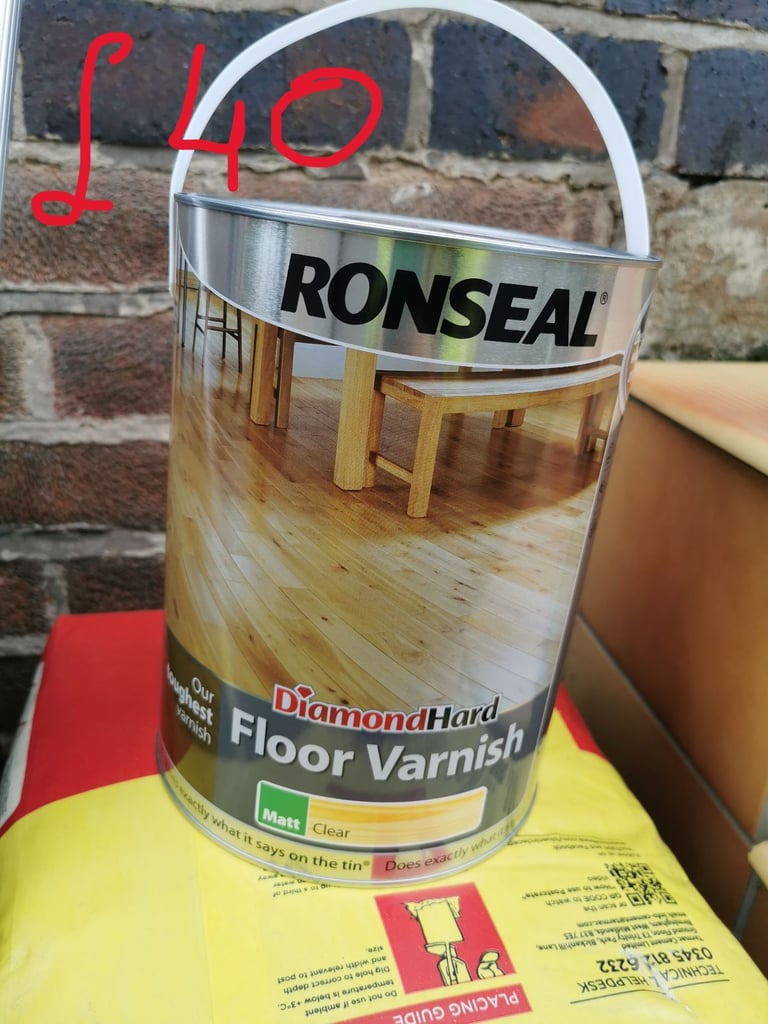 image for Ronseal Diamond Clear Matt Wood Floor Varnish  Decking Protector Hard Floor Paint Drying Drive Seal