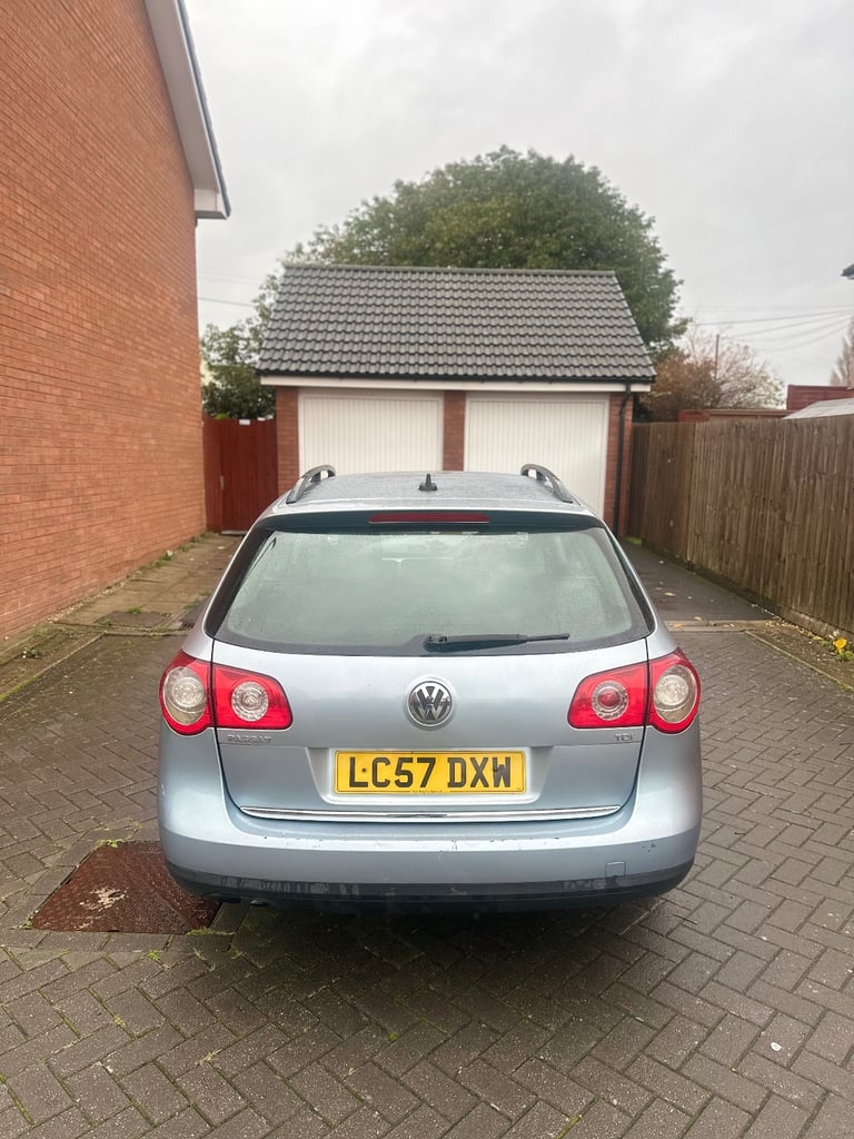 Volkswagen, PASSAT, Estate, 2007, Manual, 1896 (cc), 5 doors