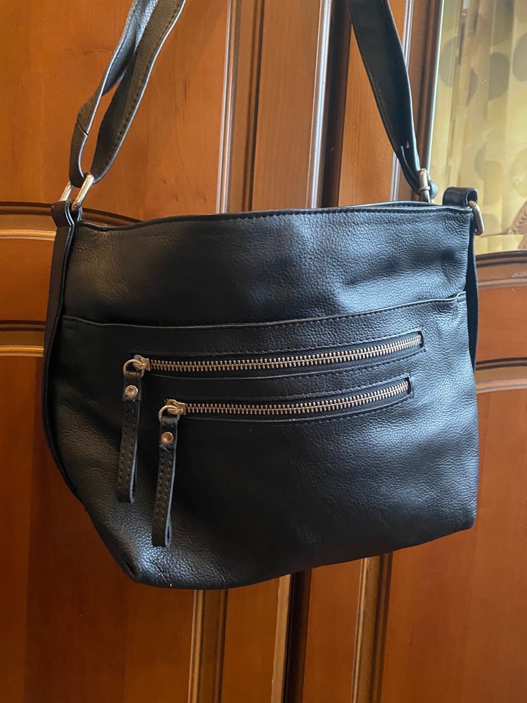 image for Pavers leather bag