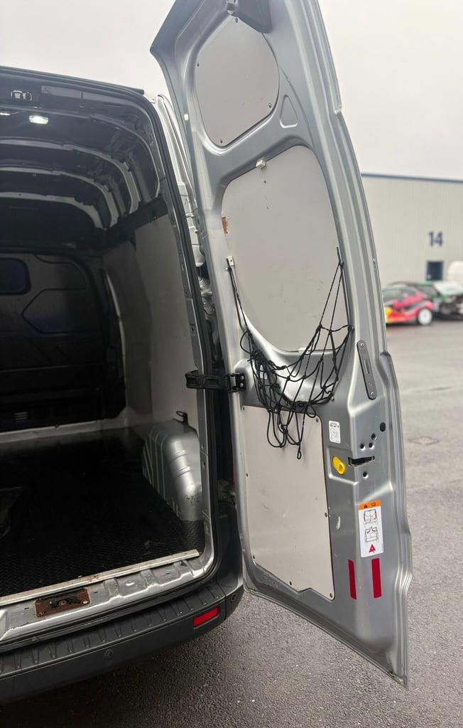 2015 Ford Transit Custom 2.2 TDCi 125ps Low Roof Trend Van PANEL VAN Diesel Manual