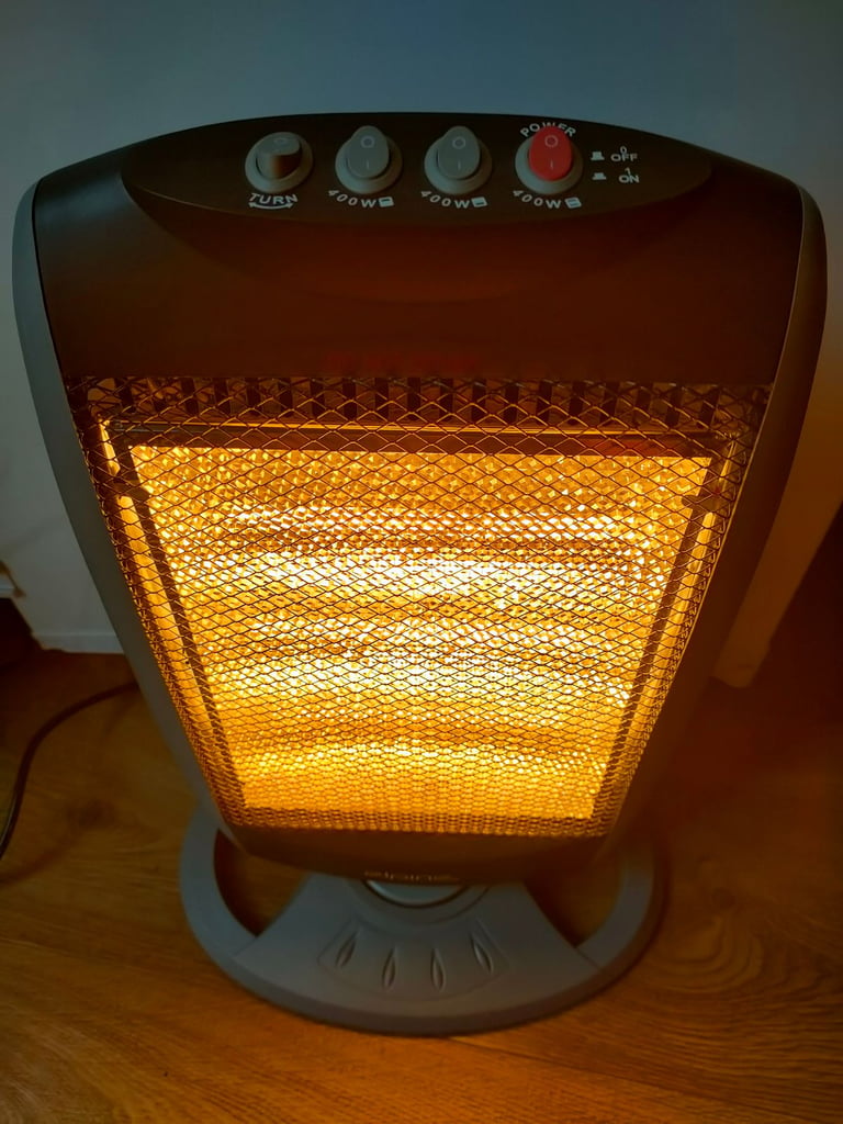 Halogen heater