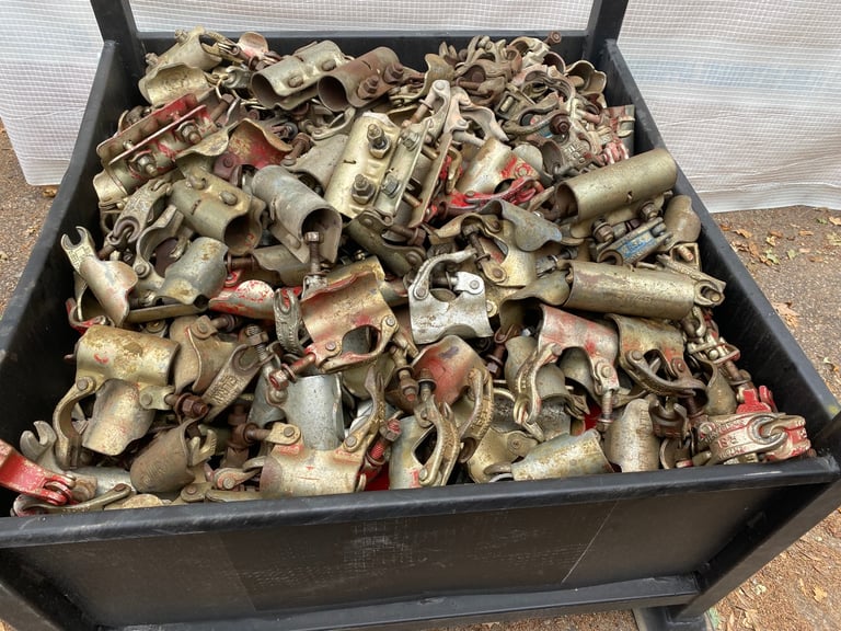 Scaffold tubes and clips available @ Timber 4 u 