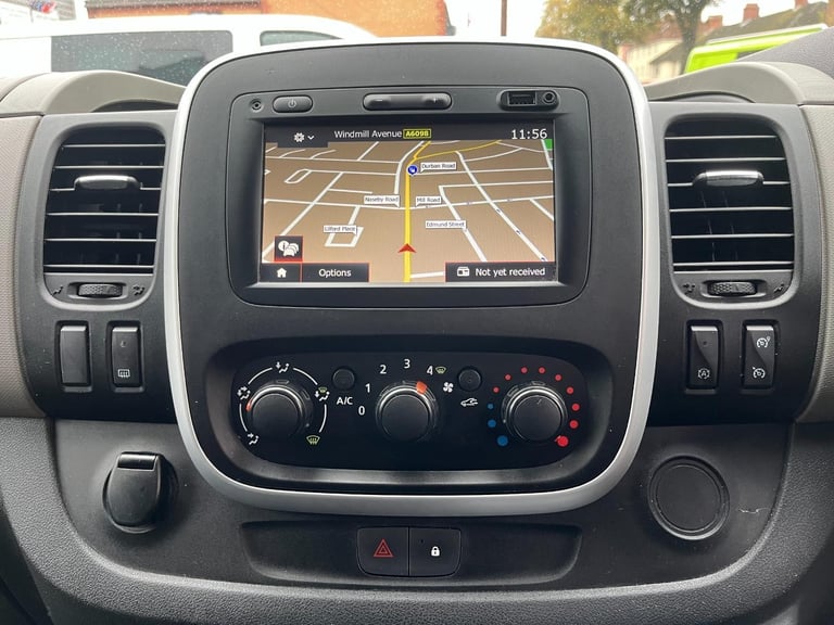 Renault Trafic LL29 Energy dCi 125 Sport Nav 9 Seat LWB Minibus  DIESEL 2016/66