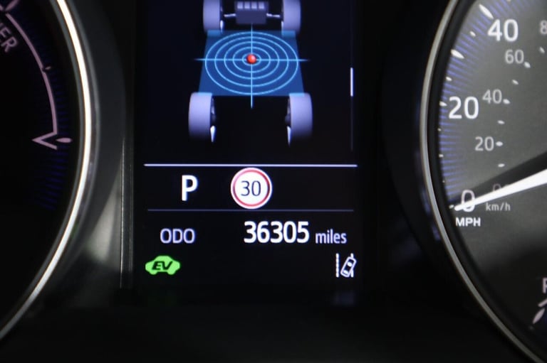 2022 Toyota C-HR 1.8 VVT-h Design CVT Euro 6 (s/s) 5dr HATCHBACK PETROL/ELECTRIC Automatic