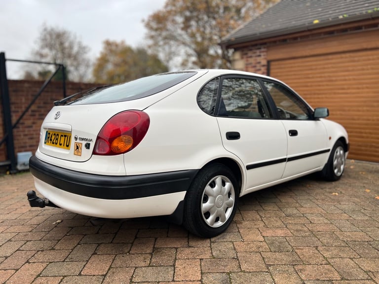 1997 Toyota Corolla 1.3 GS 5dr Auto HATCHBACK Petrol Automatic