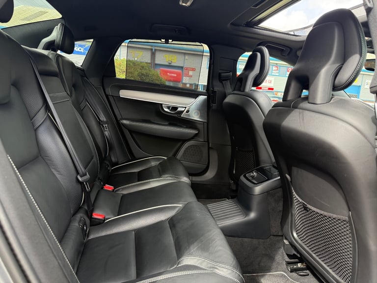 2018 Volvo S90 2.0 T8 Hybrid R DESIGN Pro 4dr AWD Geartronic SALOON Petrol Parallel Phev Automatic