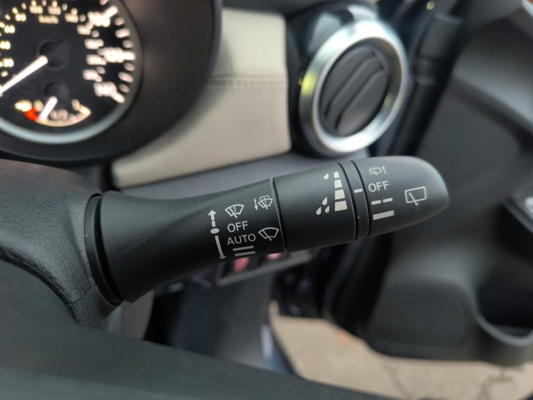 2018 Nissan Micra 0.9 Petrol Manual IG-T Tekna Hatchback 5 Seats 5dr 2 Keys Euro 6 ULEZ Free HATC...