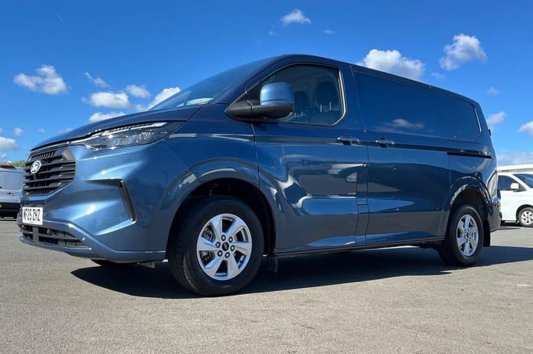 2025 Ford Transit Custom 2.0 EcoBlue 136ps H1 Van Limited PANEL VAN DIESEL Manual