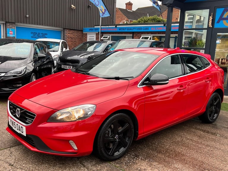 2015 Volvo V40 2.0 D4 R-Design Nav Hatchback 5dr Diesel Manual Euro 6 (s/s) (190 ps) HATCHBACK Di...