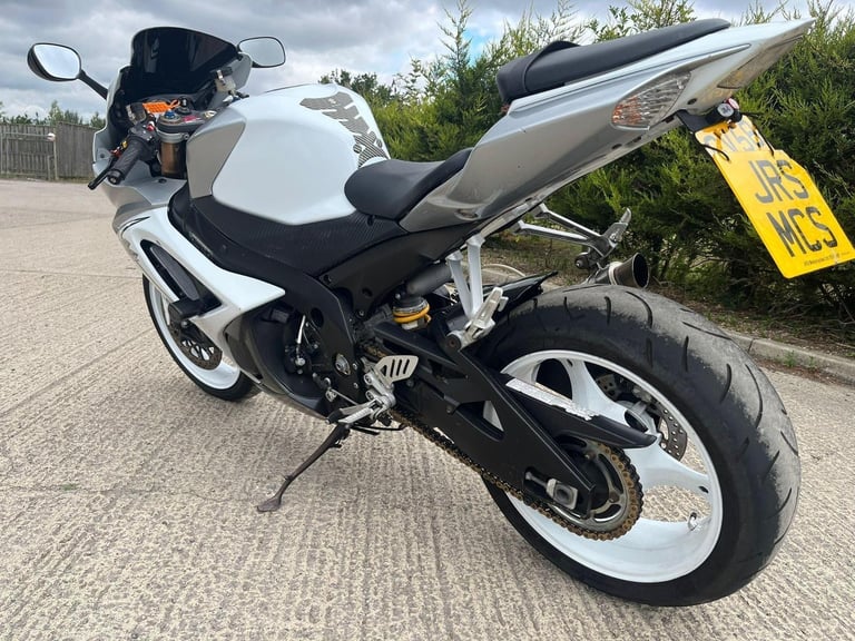 2008 08 SUZUKI GSXR 1000 K8 GSXR1000 SUPER SPORT SILVER  WHITE 19k MILES