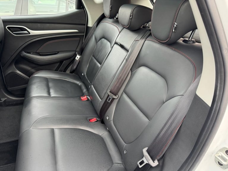 2021 MG MG ZS 72.6kWh Trophy Long Range SUV 5dr Electric Auto (156 ps) HATCHBACK ELECTRIC Automatic