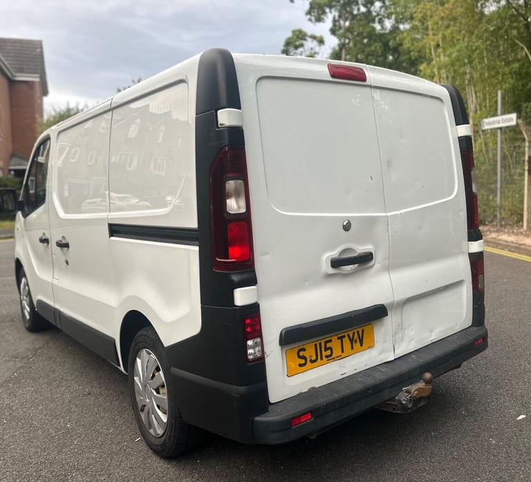 2015 Vauxhall Vivaro 1.6 CDTi 2700 L1 H1 Euro 5 5dr PANEL VAN Diesel Manual