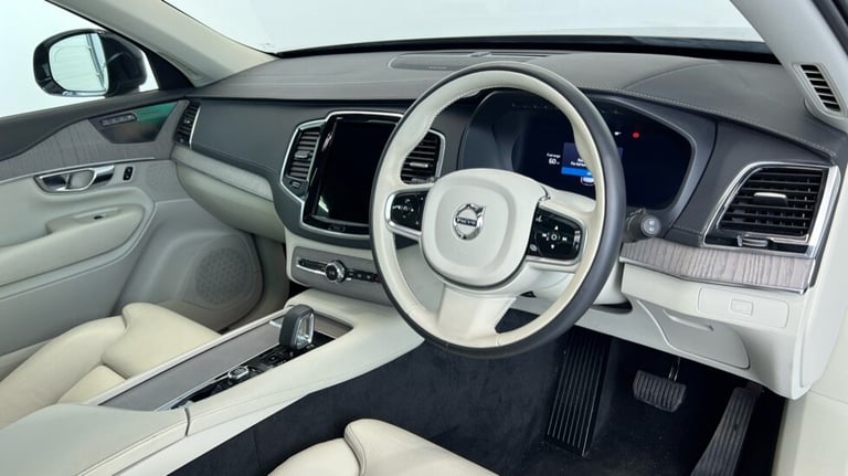 2024 Volvo XC90 Plus, B5 AWD Mild hybrid, Petrol, Dark, 7 Seats (Blond Leather, BLIS) Estate Petr...