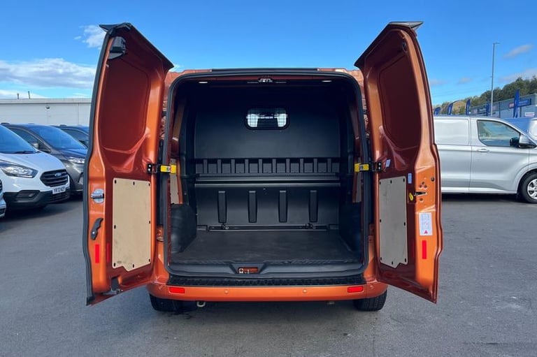 2020 Ford Transit Custom 320 Sport L1 SWB Double Cab FWD 2.0 EcoBlue 185ps Low Roof NAVIGATION, R...