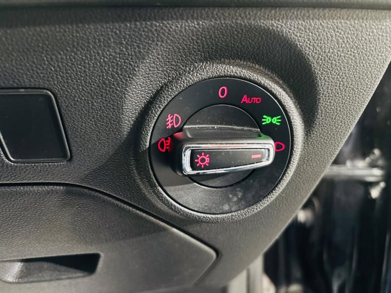 2018 SEAT Leon 2.0 TDI FR Technology DSG Euro 6 (s/s) 5dr HATCHBACK Diesel Automatic