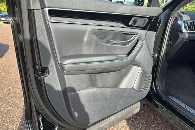  Byd Seal U DM i 1.5 Dm I 18.3kwh Boost Suv 5dr Petrol Plug In Hybrid CVT Auto