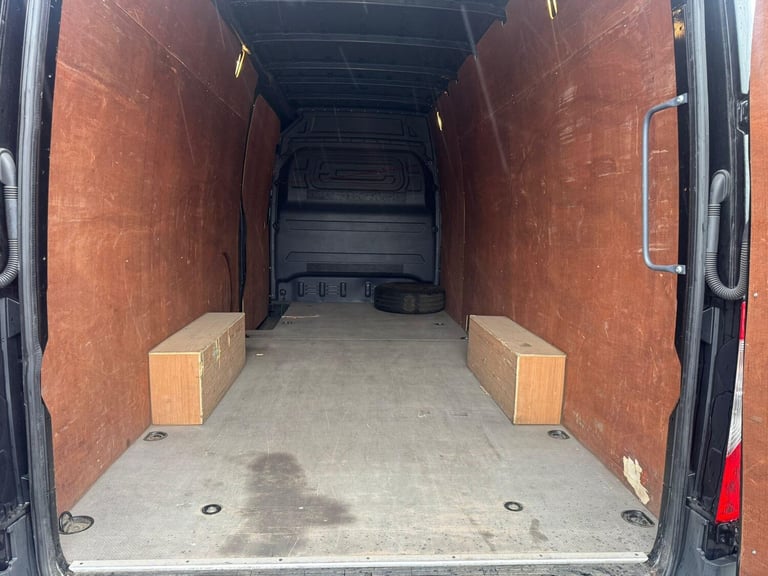  Mercedes-Benz Sprinter 2.0 315 CDI Premium RWD L3 H2 Euro 6 (s/s) 5dr Diesel Manual