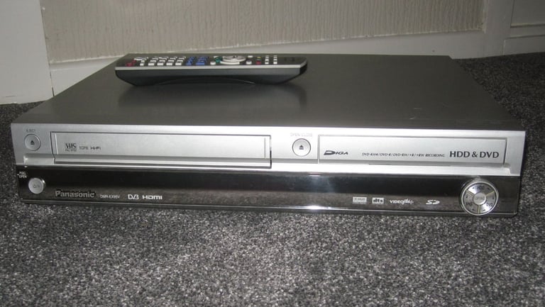 image for PANASONIC DMR-EX95V COPY TO VHS / DVD / HDD FREEVIEW RECORDER