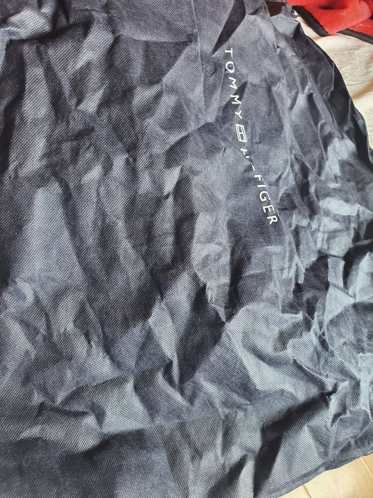 Tommy hilfiger bag good condition 