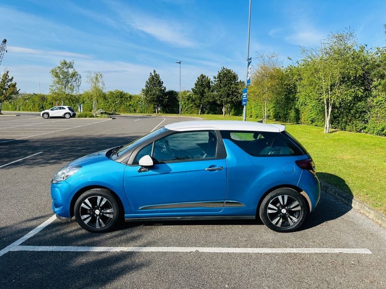 2016 DS AUTOMOBILES DS 3 CHIC 1.2 PETROL SERVICE HISTORY NEW MOT