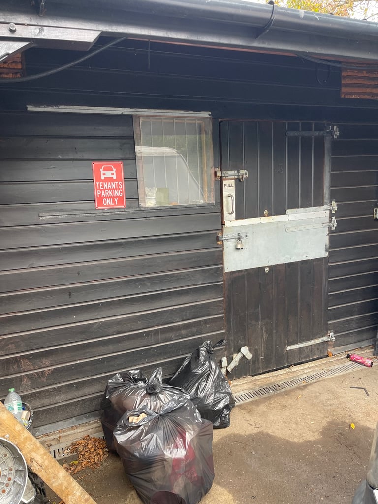 Studio/ storage/office 12ft x 13ft