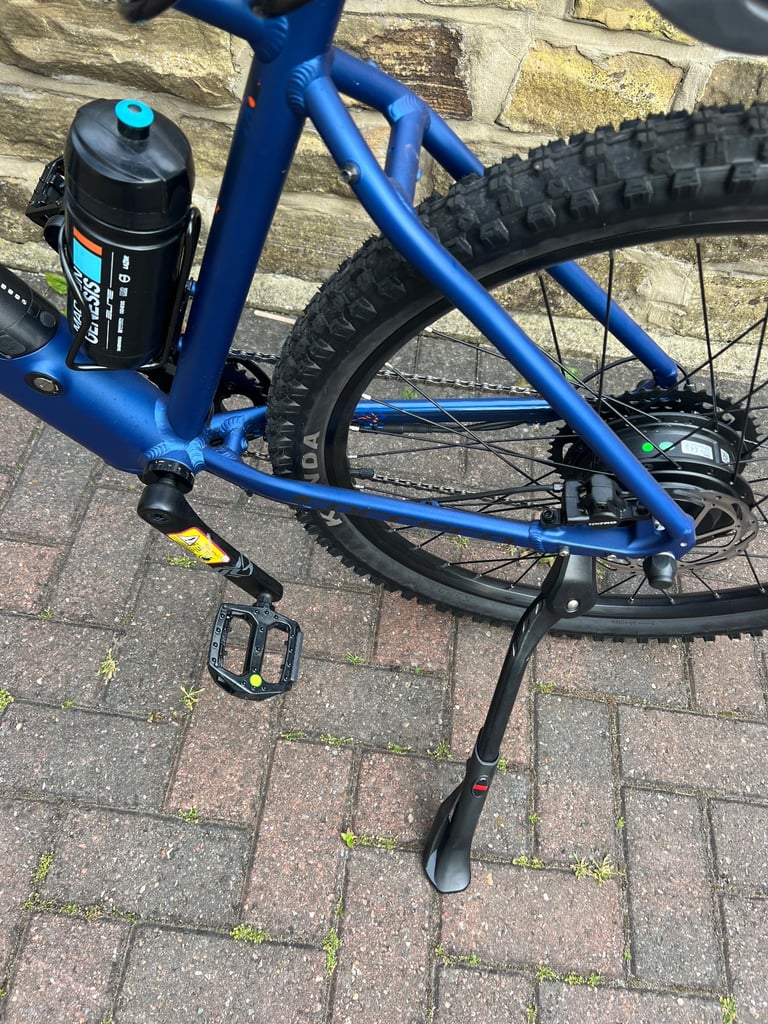 2025 Carrera Vulcan E Electric Mountain Bike Like Brand New 