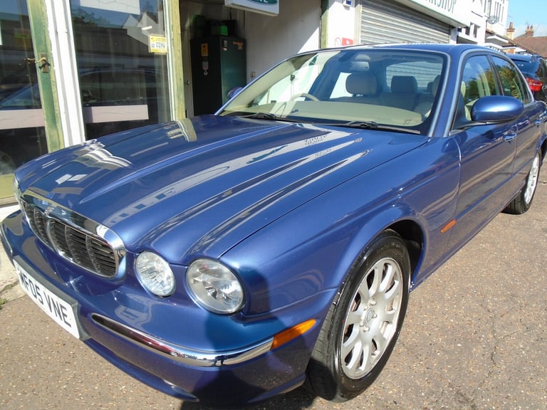 2005 Jaguar XJ XJ6 3.0 V6 4dr Auto SALOON Petrol Automatic