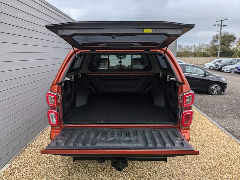 2021 Isuzu D-Max 1.9 V-Cross Double Cab 4x4 Auto PICK UP DIESEL Automatic