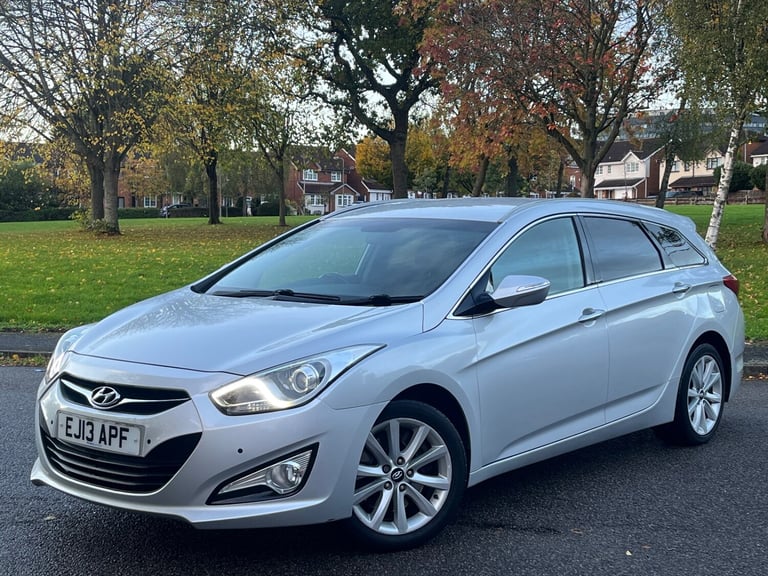 image for 2013 Hyundai i40 HPI CLEAR + ULEZ COMPLIANT + REVERSE CAMERA + TOP SPEC ESTATE Petrol Manual