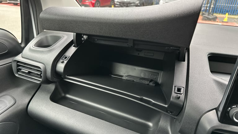 2024 Citroen Berlingo 1.5 BlueHDi 950Kg Driver Edition 130ps EAT8 [S/S] PANEL VAN DIESEL Automatic