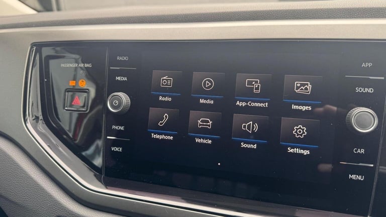 VOLKSWAGEN POLO 1.0 TSI SE Euro 6 (s/s) 5dr 2018