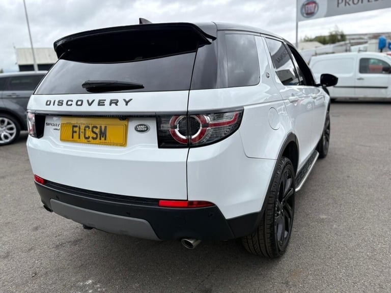 2017 Land Rover Discovery Sport 2.0 TD4 HSE Black SUV 5dr Diesel Auto 4WD Euro 6 (s/s) (180 ps) E...