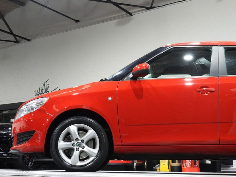 2010 60 SKODA FABIA 1.2 TSI SE HATCHBACK 5DR PETROL DSG EURO 5 (105 PS)