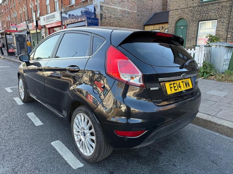 2014 Ford Fiesta 1.0 EcoBoost Titanium 5dr HATCHBACK Petrol Manual