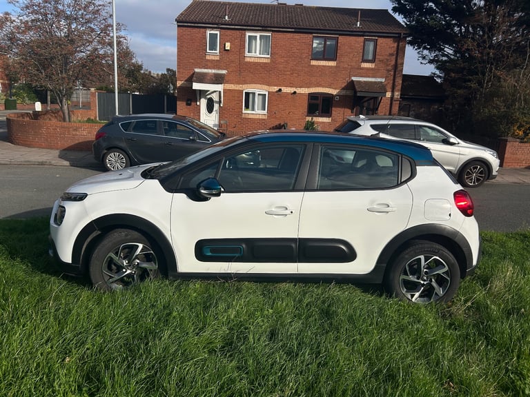 Citroen, C3, Hatchback, 2021, Manual, 1199 (cc), 5 doors