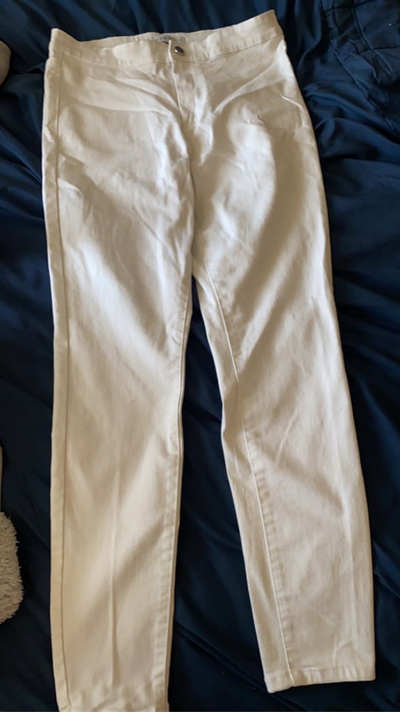 Women’s white skinny jeans size 14 in excellent condition 
