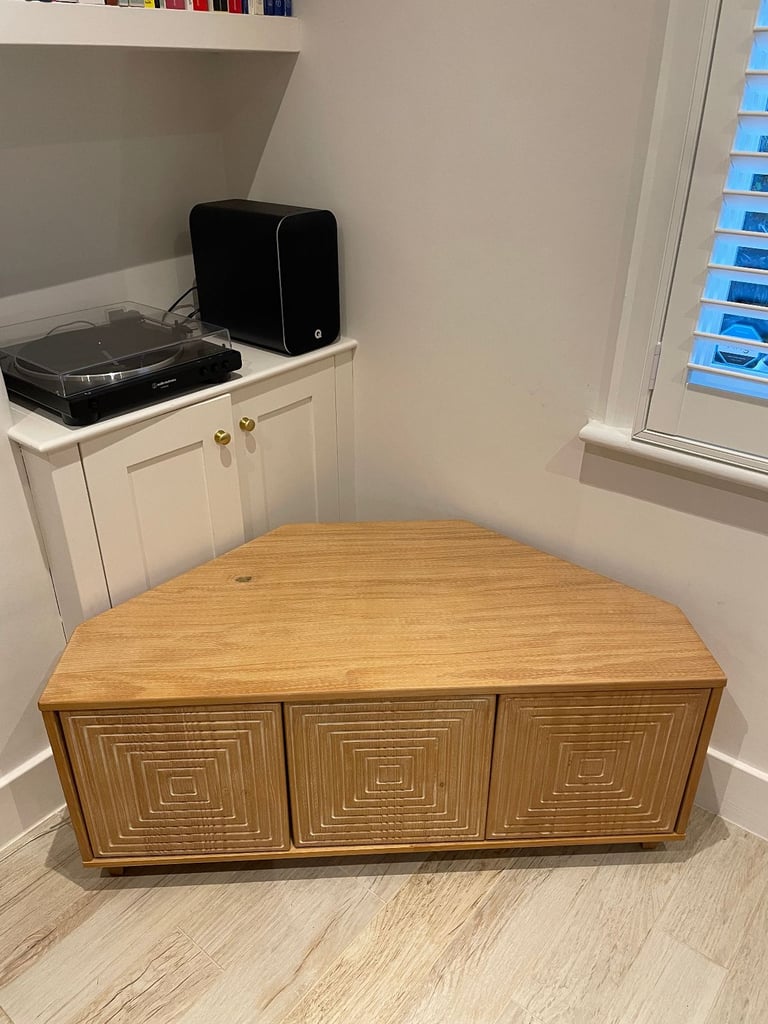 Habitat Grooved Storage 3 Door Corner TV Unit - Light Wood