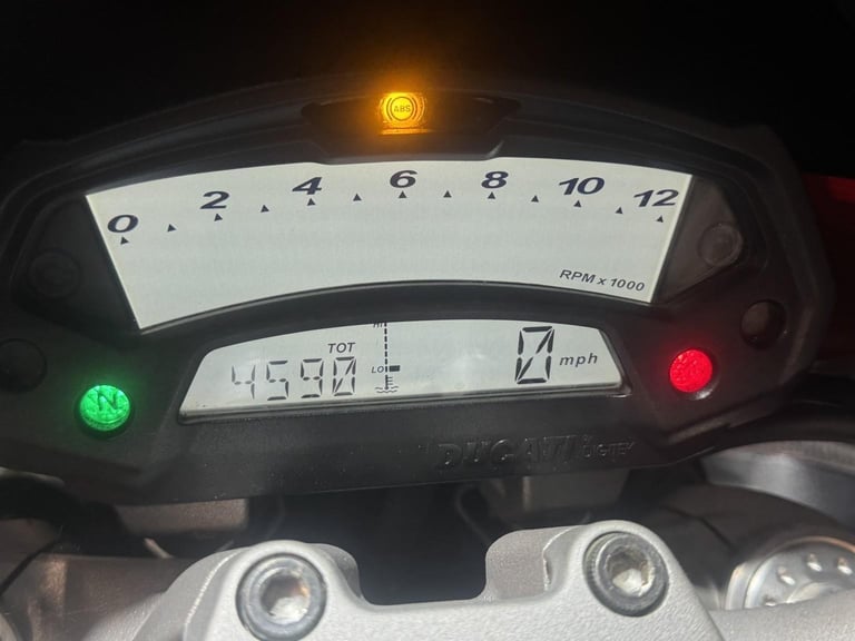 DUCATI MONSTER 796 Plus Termignoni Race Kit -Immaculate condition-Low Miles Red 