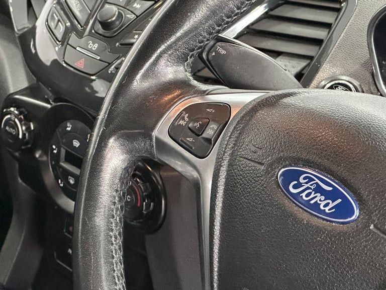 2015 Ford Ecosport 1.5 TDCi Titanium SUV 5dr Diesel Manual 2WD Euro 6 (95 ps) HATCHBACK Diesel Ma...