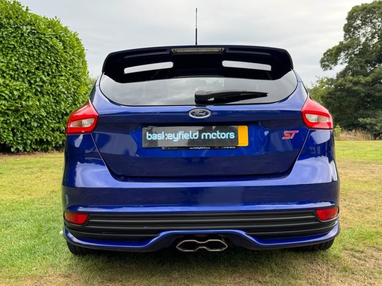 2015 Ford Focus 2.0T EcoBoost ST-2 5dr HATCHBACK PETROL Manual